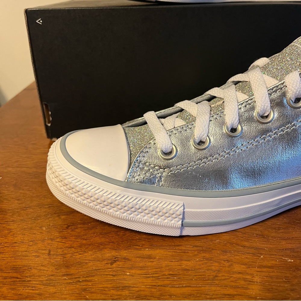 CONVERSE Women’s Chuck Taylor All Star Sparkle Oxford Sneakers - Picture 3 of 9